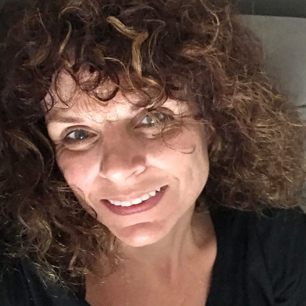 Meet your Posher, Suzette